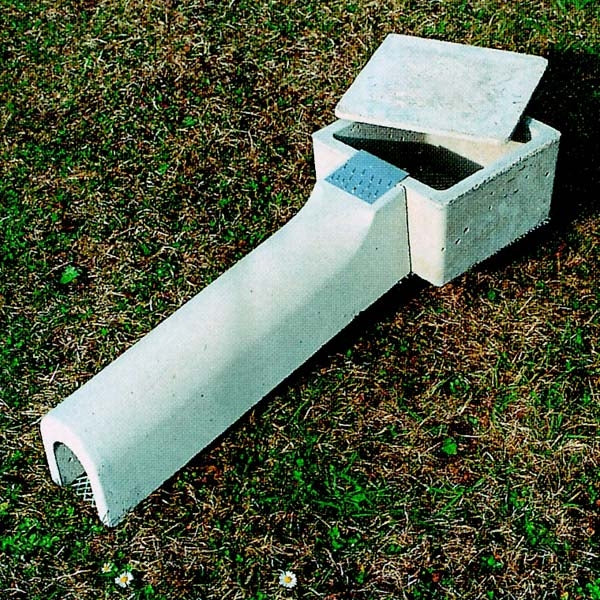 Schwegler Kingfisher and Sand Martin Nest Tunnel;Schwegler Kingfisher Tunnel<br>In situ prior to back filling