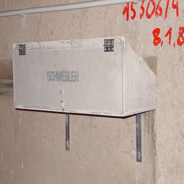 Wedge Shaped Swift Box front;Wedge Shaped Swift Box open (rear);Wedge Shaped Swift Box in situ (rear)