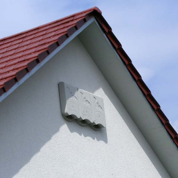 Schwegler 1FQ Bat roost;Interior of 1FQ;Bat Roost Box;Bat Roost on House Wall
