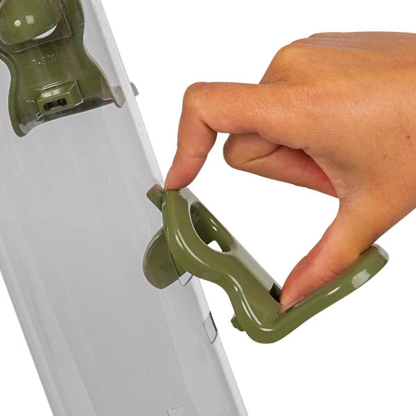 flo Lifetime Seed Feeders; flo Lifetime Seed Feeder click to clean; flo Lifetime seed feeders all metal parts; flo Lifetime Standard Seed Feeder
